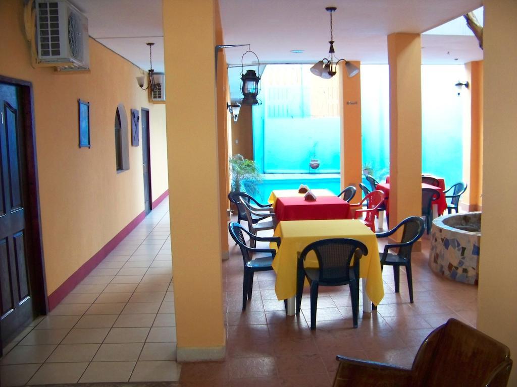 Hotel El Internacional กรานาดา ภายนอก รูปภาพ